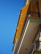  Балкон тентом Фото: